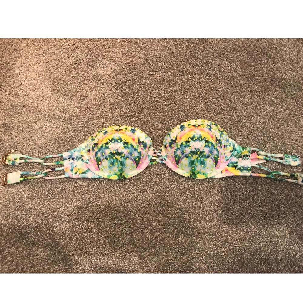 Bathing suit top